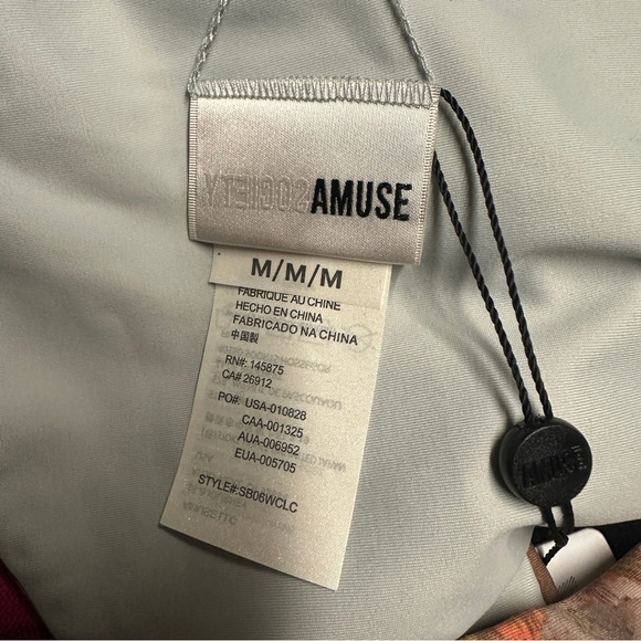 New! Amuse Society "Malay" cheeky Floral bikini bottoms Size Medium - Picture 2 of 3